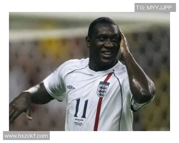 英格兰黑人足球球星的崛起与影响力在绿茵场上的奋斗与荣耀