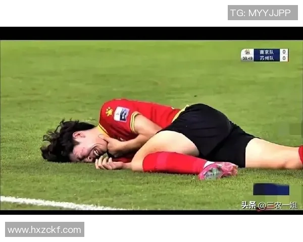 足球球星开炮直言赛场不公引发热议各界声音不断扩散